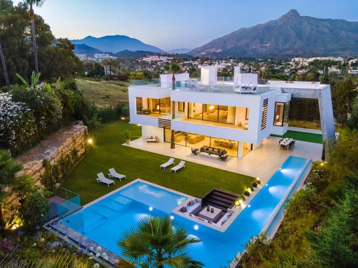 Appartement Newly Built 6 Bdrm Luxury In Nueva Andalucia