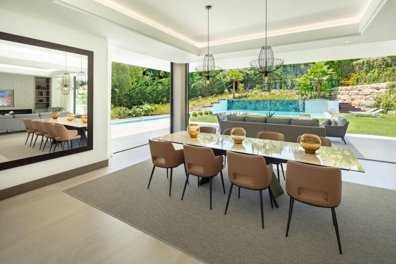 Appartement Newly Built 6 Bdrm Luxury In Nueva Andalucia Marbellac