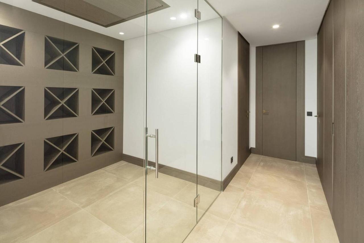 Newly Built 6 Bdrm Luxury In Nueva Andalucia Marbellac
